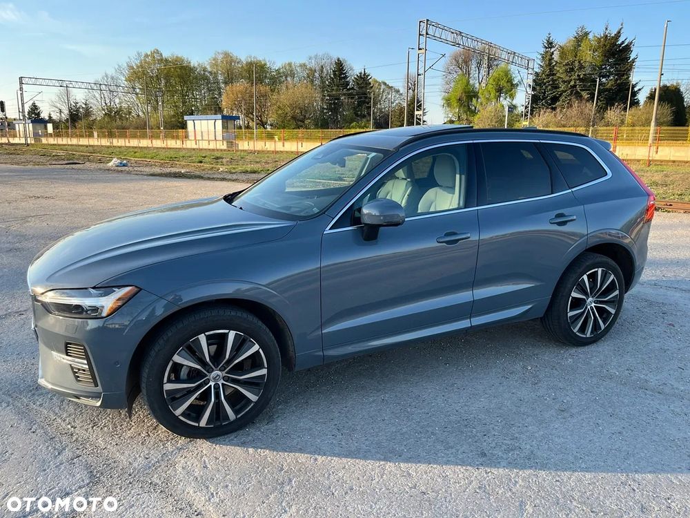 Volvo XC 60 B5 B Geartronic Momentum Pro - 3