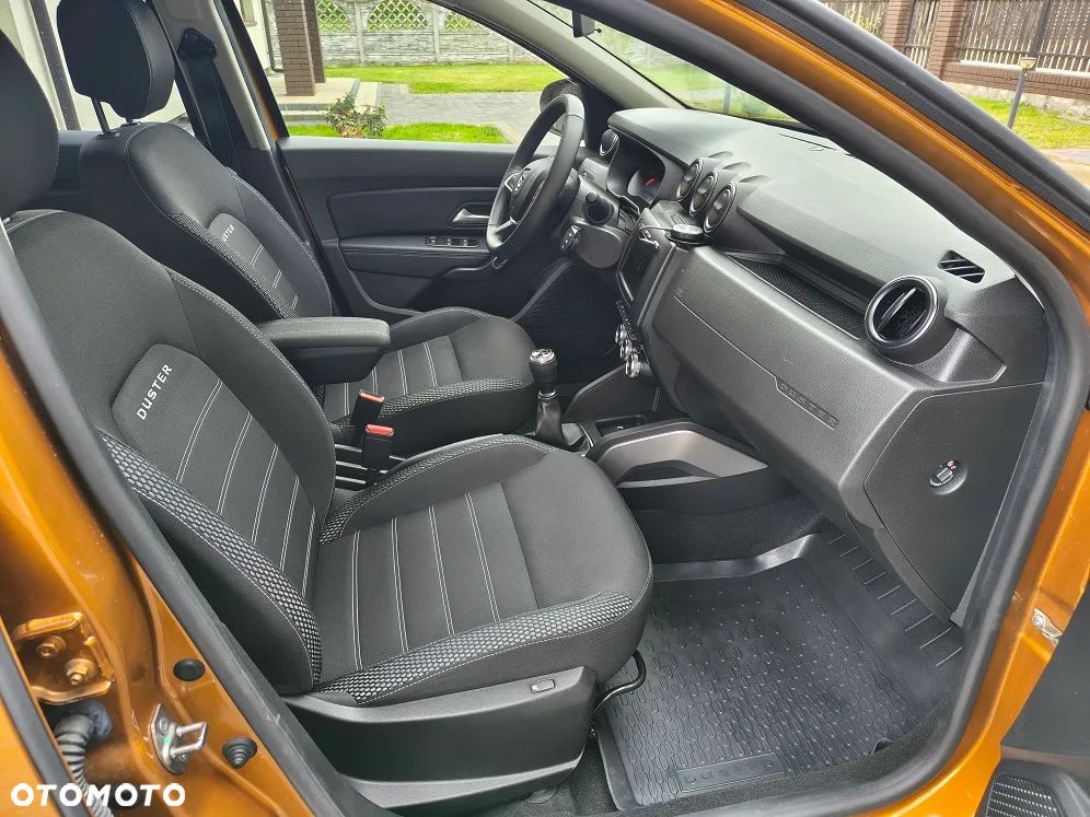 Dacia Duster 1.6 SCe Prestige - 16