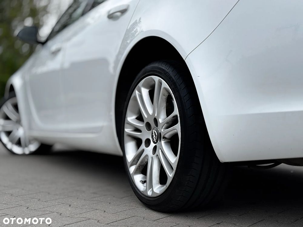 Opel Insignia - 9