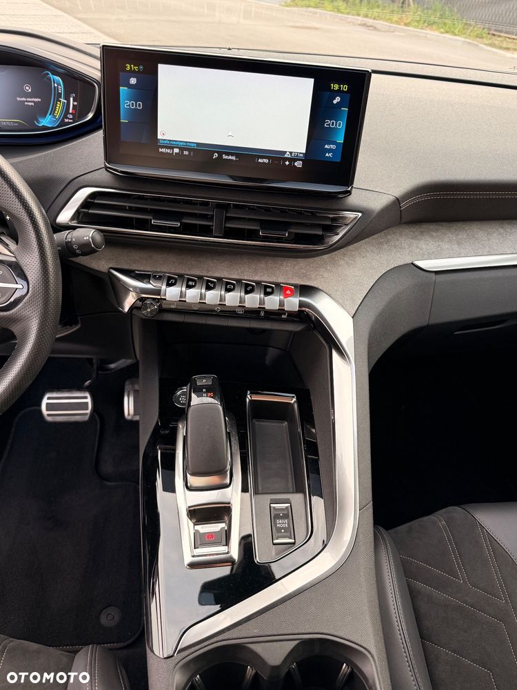 Peugeot 3008 1.6 PureTech Hybrid PHEV GT S&S EAT8 - 29