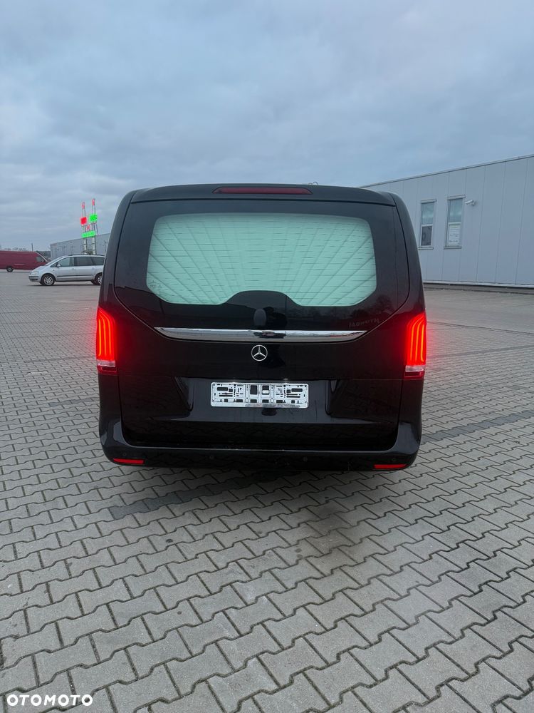 Mercedes-Benz Klasa V 220 d lang 4Matic 7G-TRONIC Exclusive Edition - 5