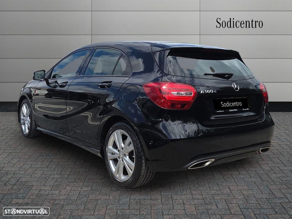 Mercedes-Benz A 180 d Urban Aut. - 4