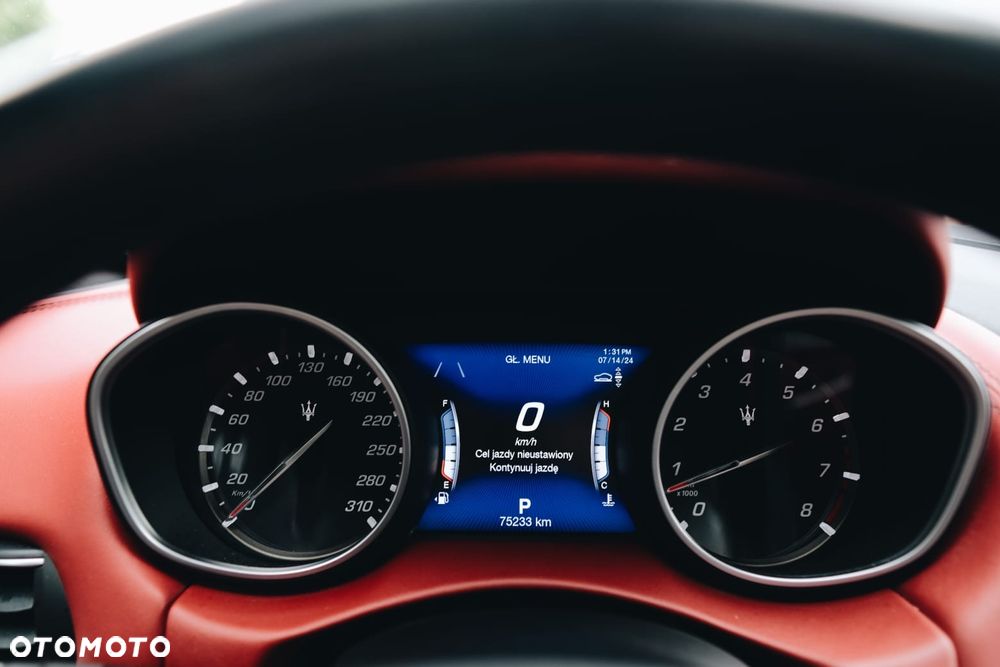 Maserati Levante S - 22