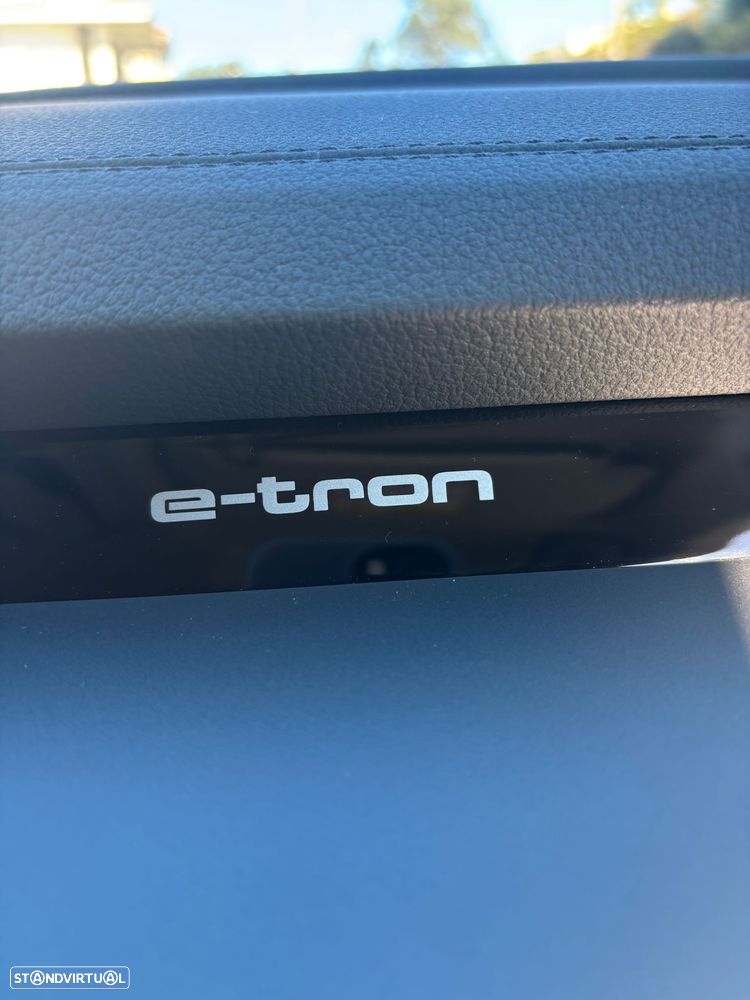 Audi Q8 e-Tron Sportback 55 quattro Advanced - 31