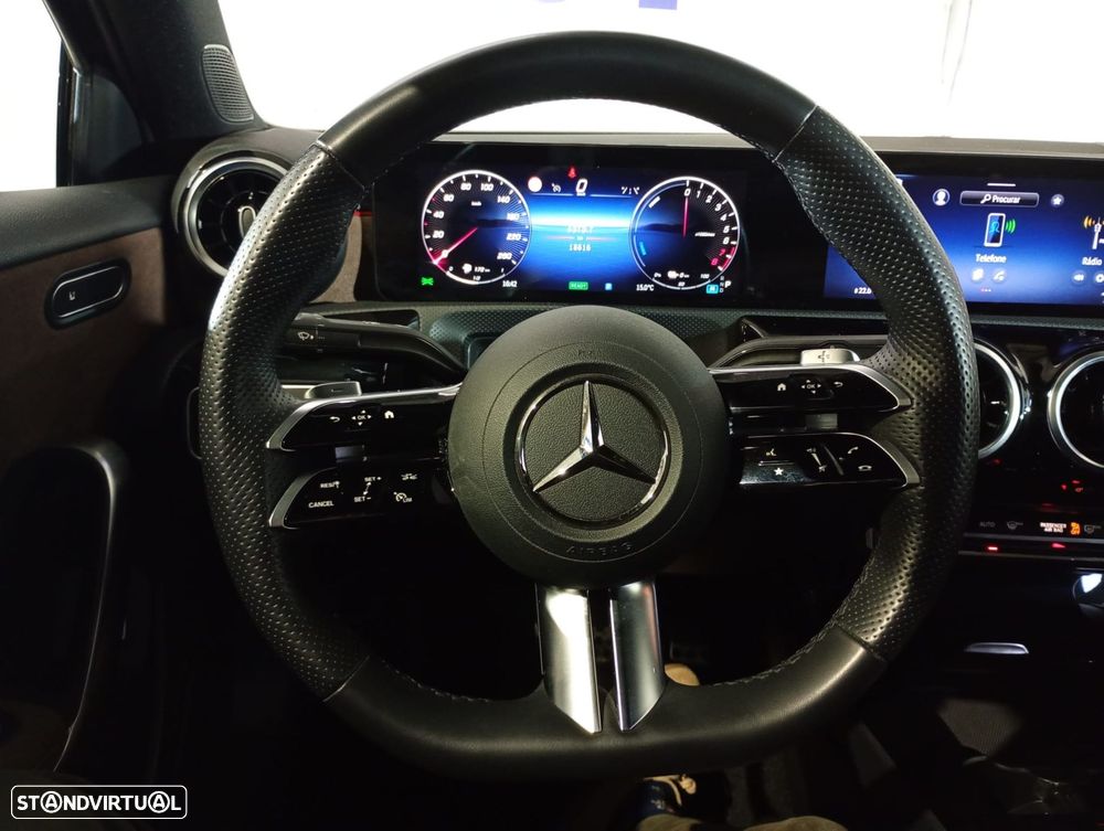 Mercedes-Benz A 250 - 22