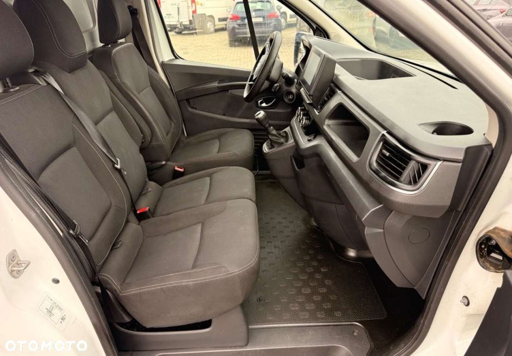 Renault Trafic - 8