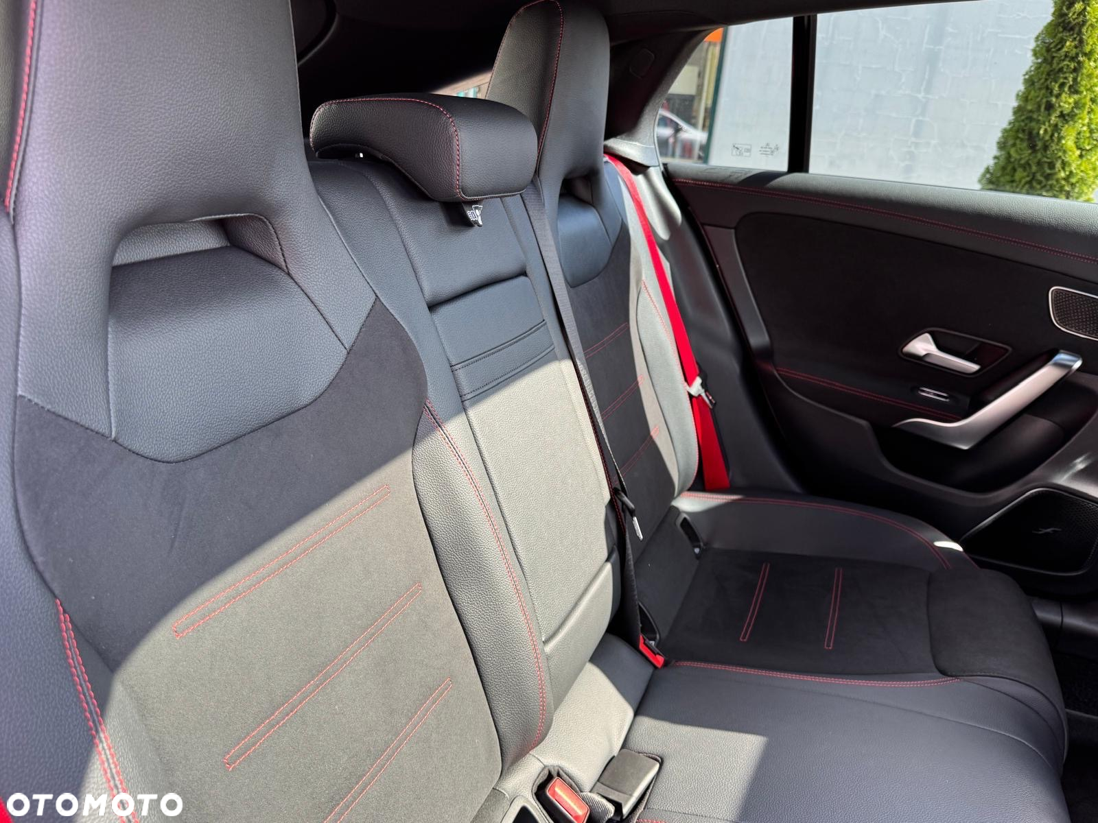Mercedes-Benz CLA AMG 45 S 4-Matic 8G-DCT - 26