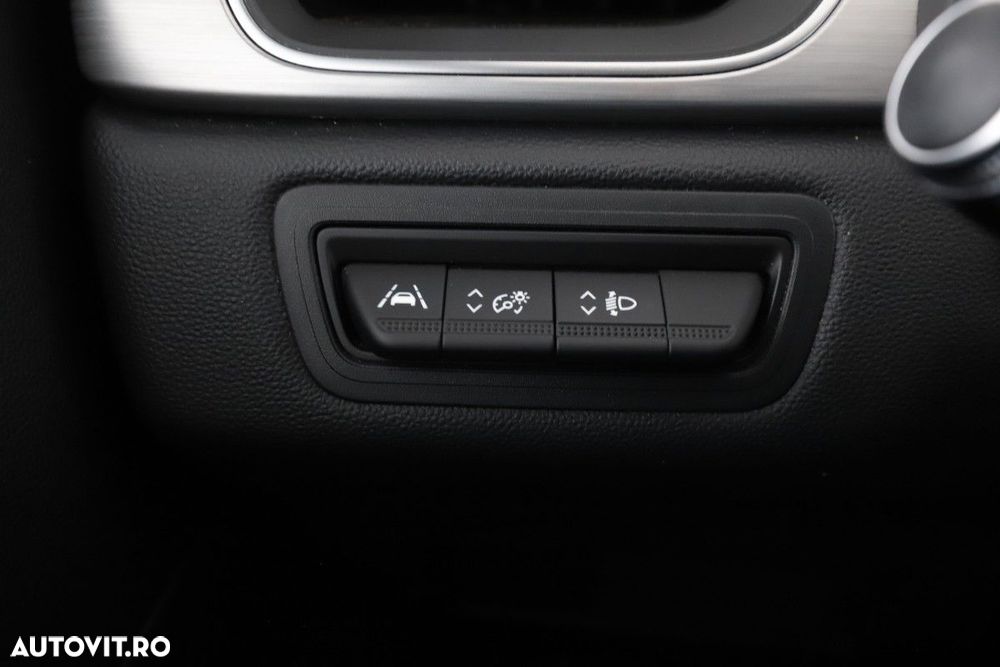 Renault Captur - 23