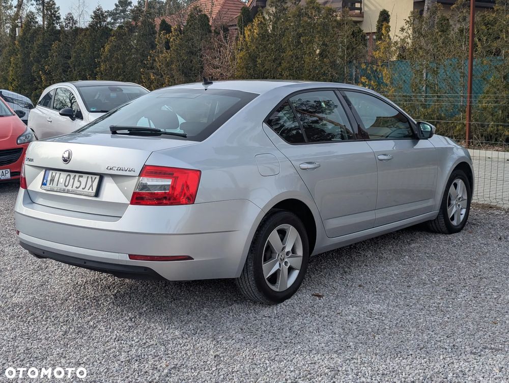Skoda Octavia - 7