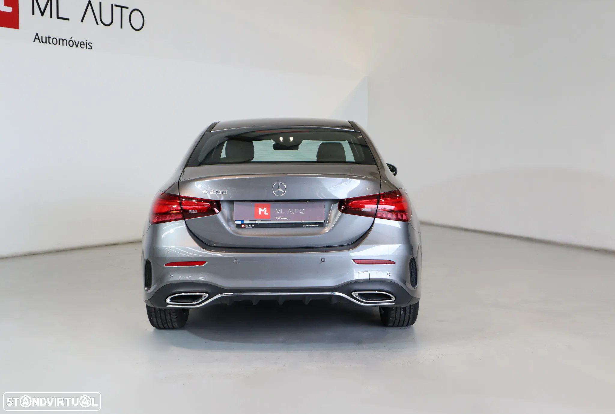 Mercedes-Benz A 200 Limousine AMG Line Aut. - 4