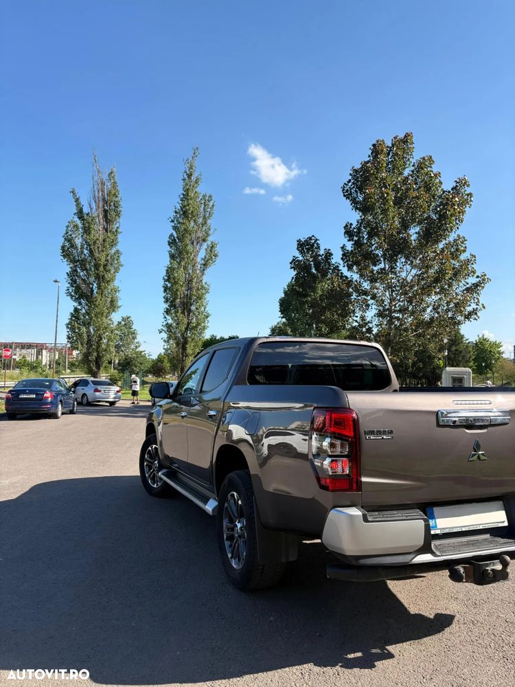 Mitsubishi L200 Double Cab 2.2 DI-D M/T Instyle - 3