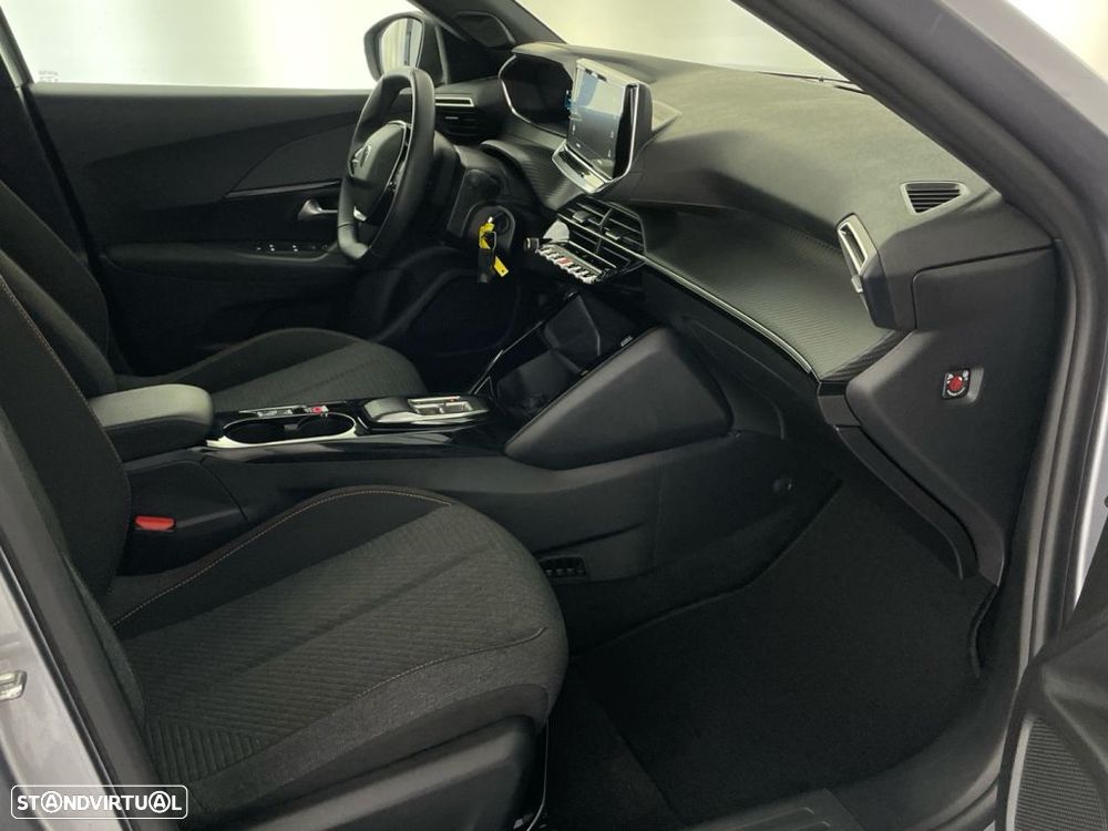 Peugeot e-2008 54 kWh SE Style - 22