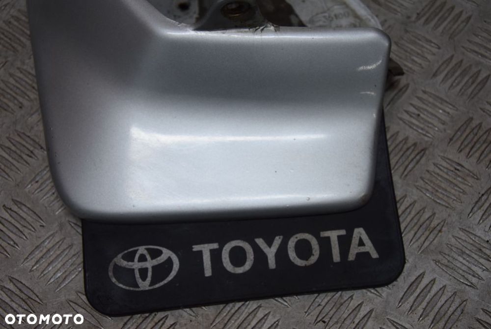 TOYOTA 4 RUNNER CHLAPACZ LEWY TYŁ - 2