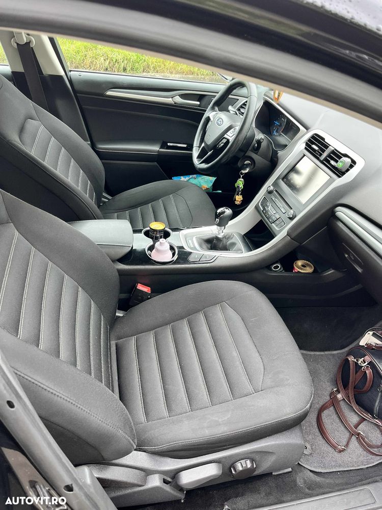 Ford Mondeo 1.5 TDCi ECOnetic Start-Stopp Business Edition - 9