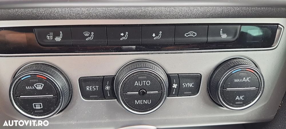 Volkswagen Passat 2.0 TDI SCR DSG Highline - 10