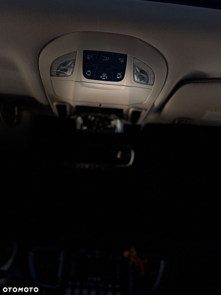 Chrysler Pacifica - 15