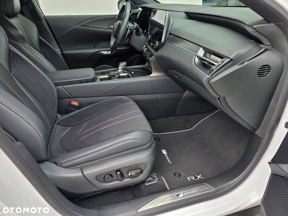 Lexus RX - 24