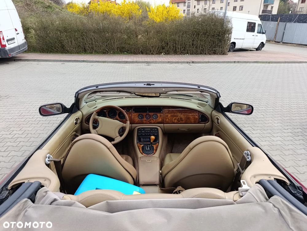 Jaguar XK Cabrio - 9