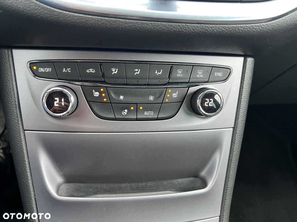 Opel Astra 1.4 Turbo Sports Tourer Dynamic - 16