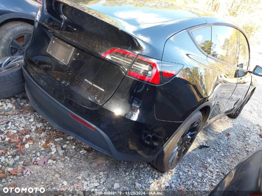 Tesla Y Model Long Range Dual Motor AWD