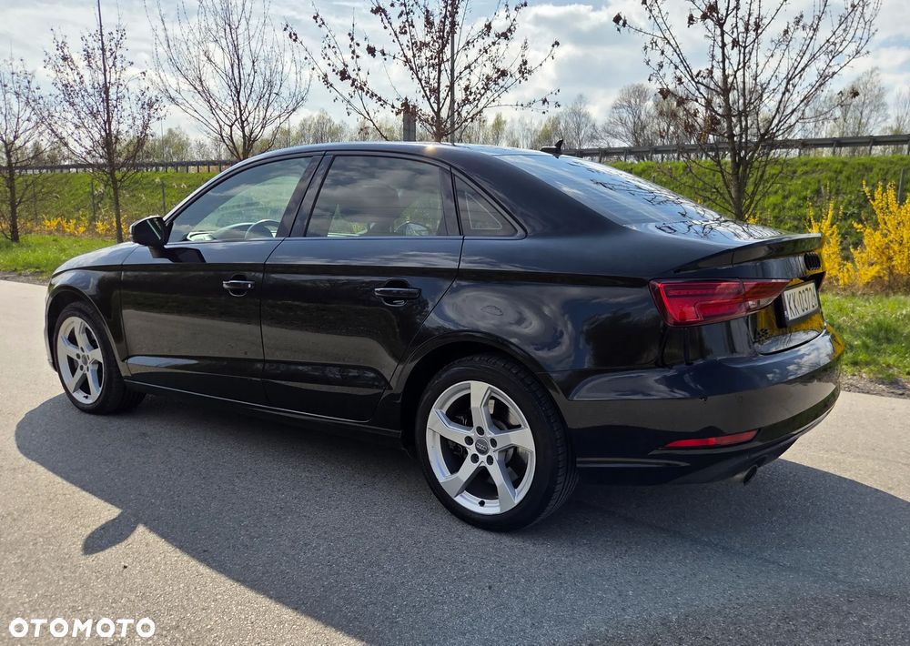 Audi A3 Limousine 40 TFSI quattro S tronic advanced - 8