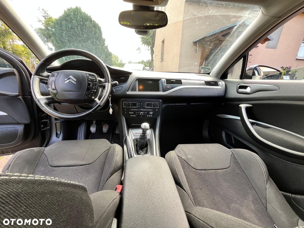 Citroën C5 2.0 HDi Confort - 6