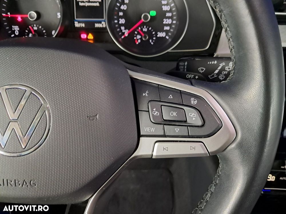 Volkswagen Passat - 13