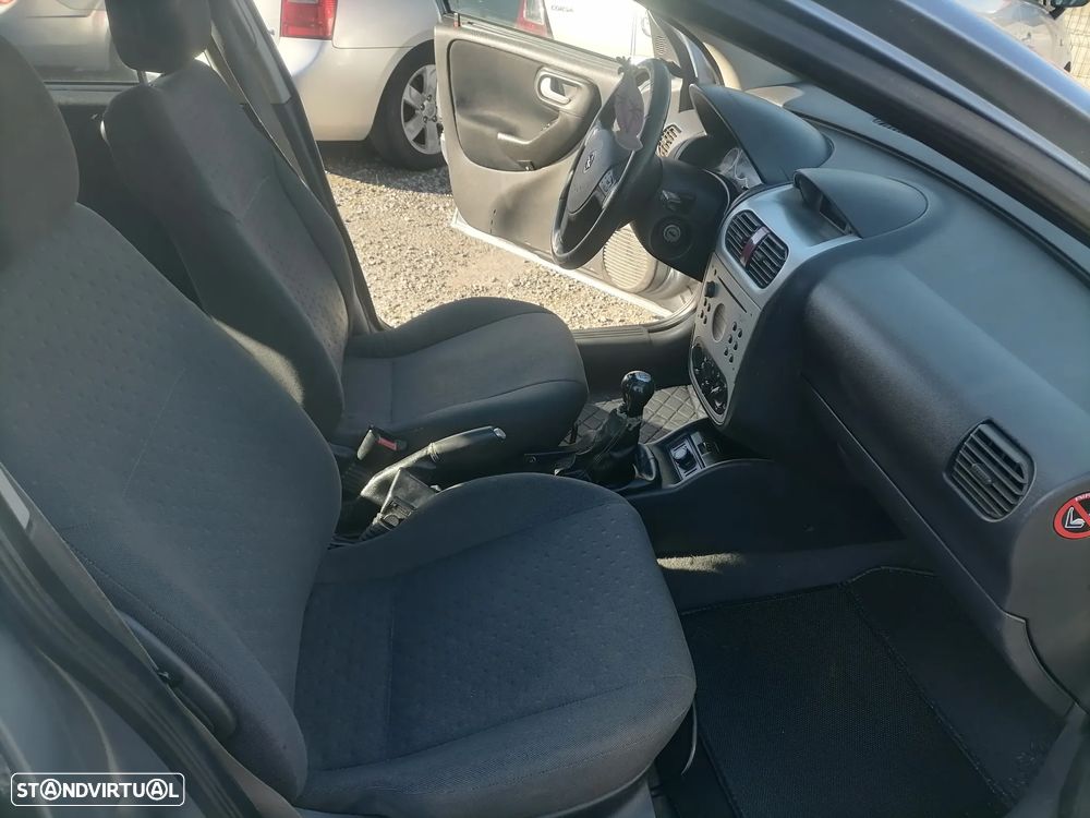 Opel Corsa 1.2 16V Confort - 12