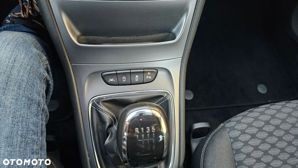 Opel Astra V 1.6 CDTI Dynamic S&S - 38