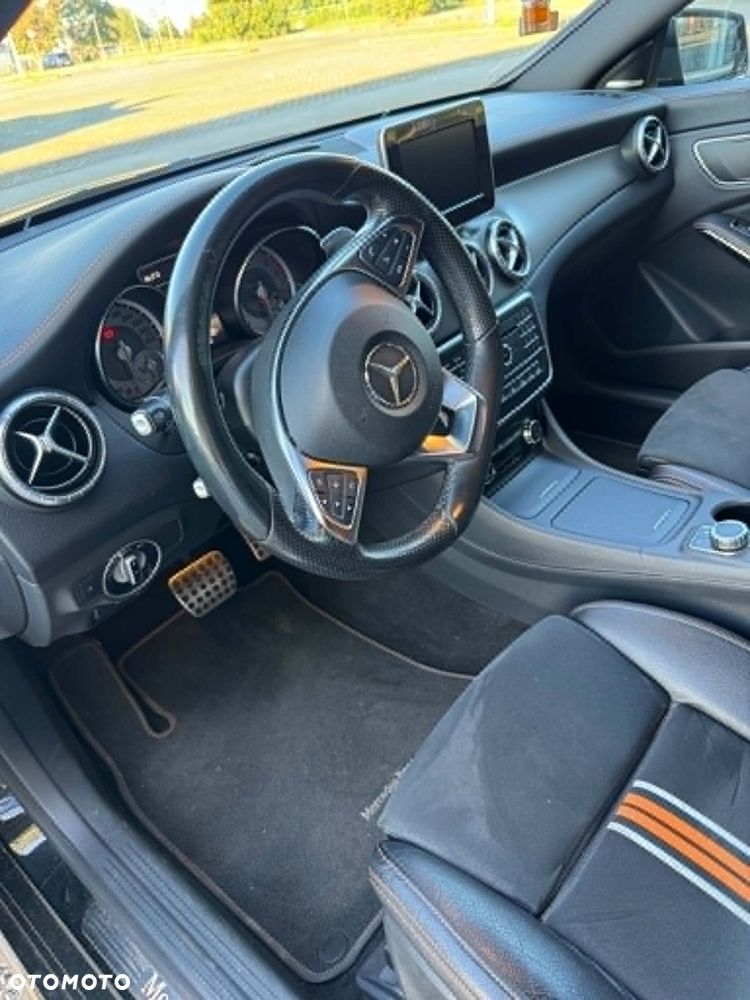 Mercedes-Benz CLA 220 (CDI) d 7G-DCT Orange Art Edition - 5