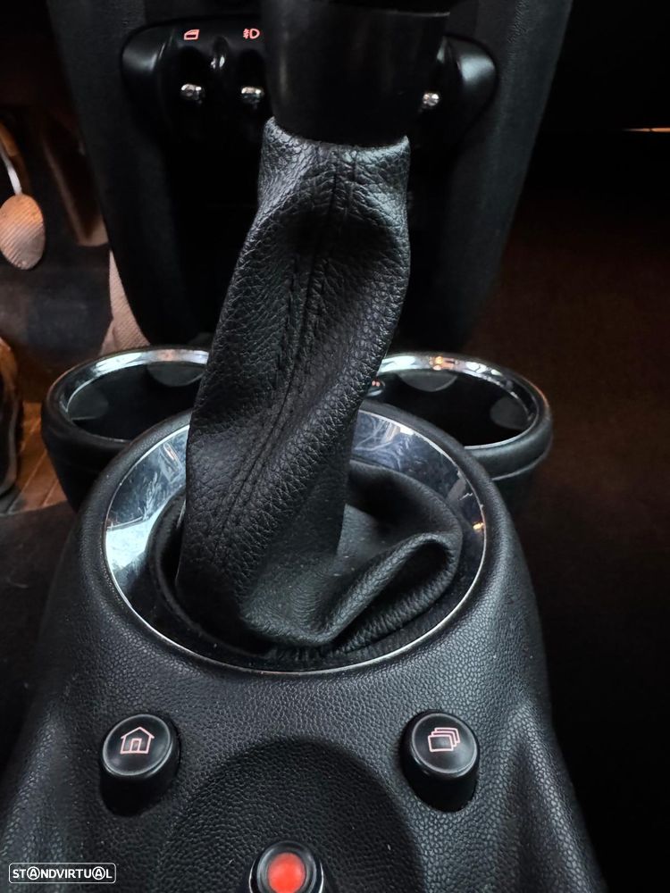 MINI 3 Portas Cooper D - 19