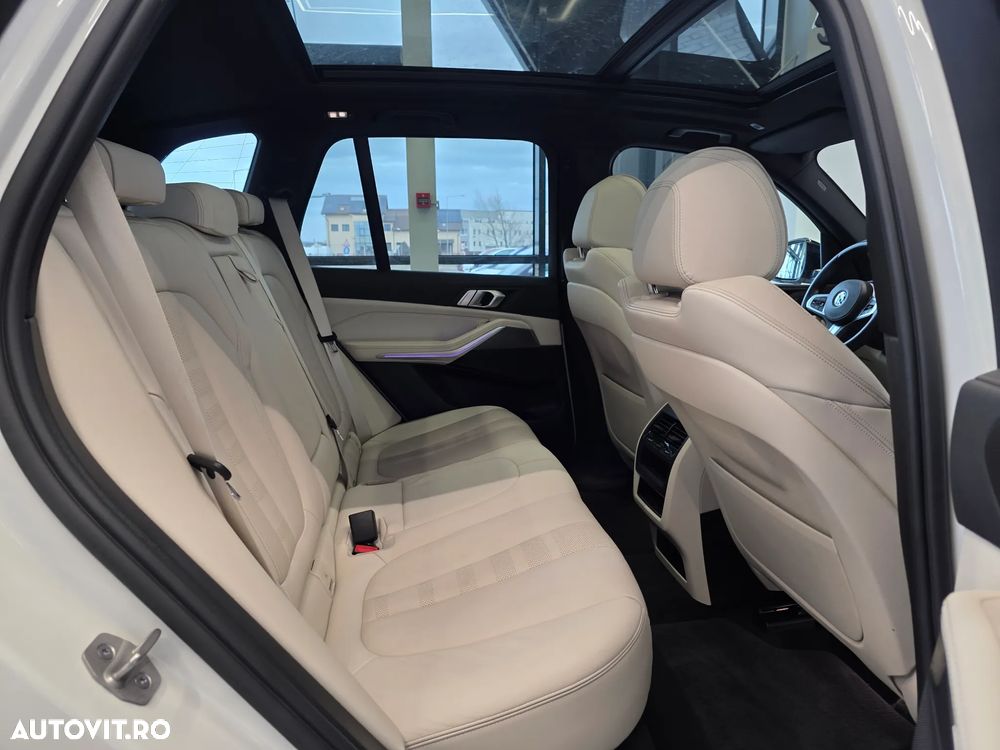 BMW X5 xDrive45e - 12