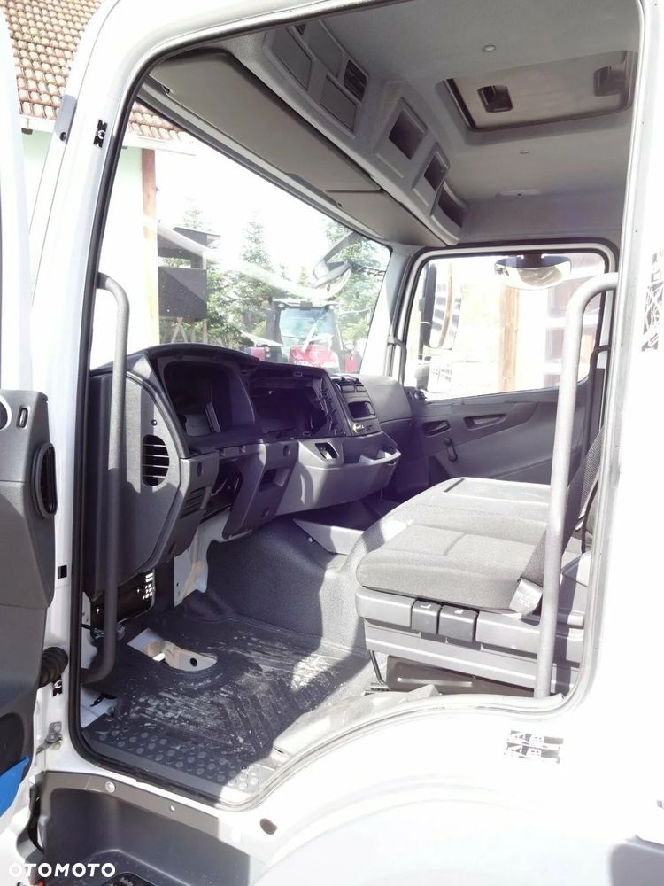 Mercedes Benz Atego Euro 6 2020 2021 - 6