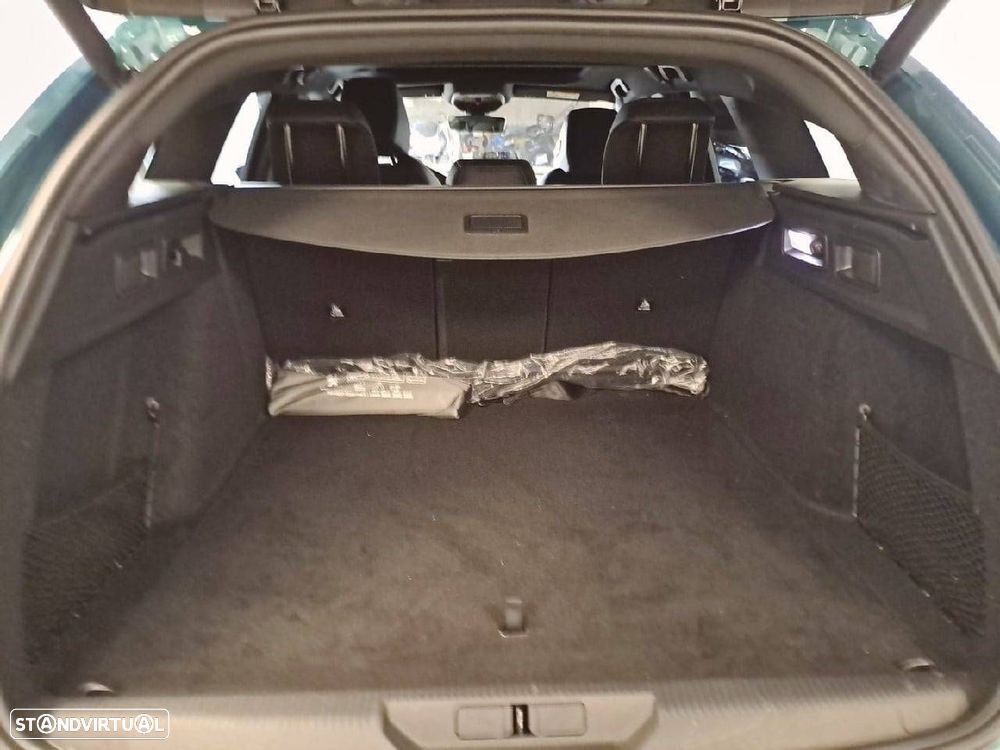 Peugeot 308 1.6 Hybrid GT e-EAT8 - 6