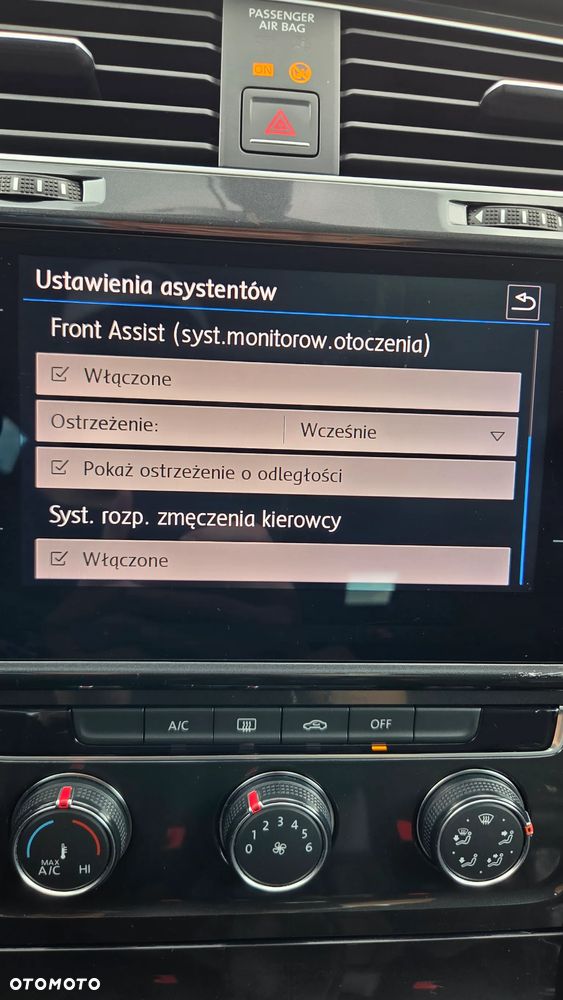 Volkswagen Golf 2.0 TDI BMT Comfortline - 29
