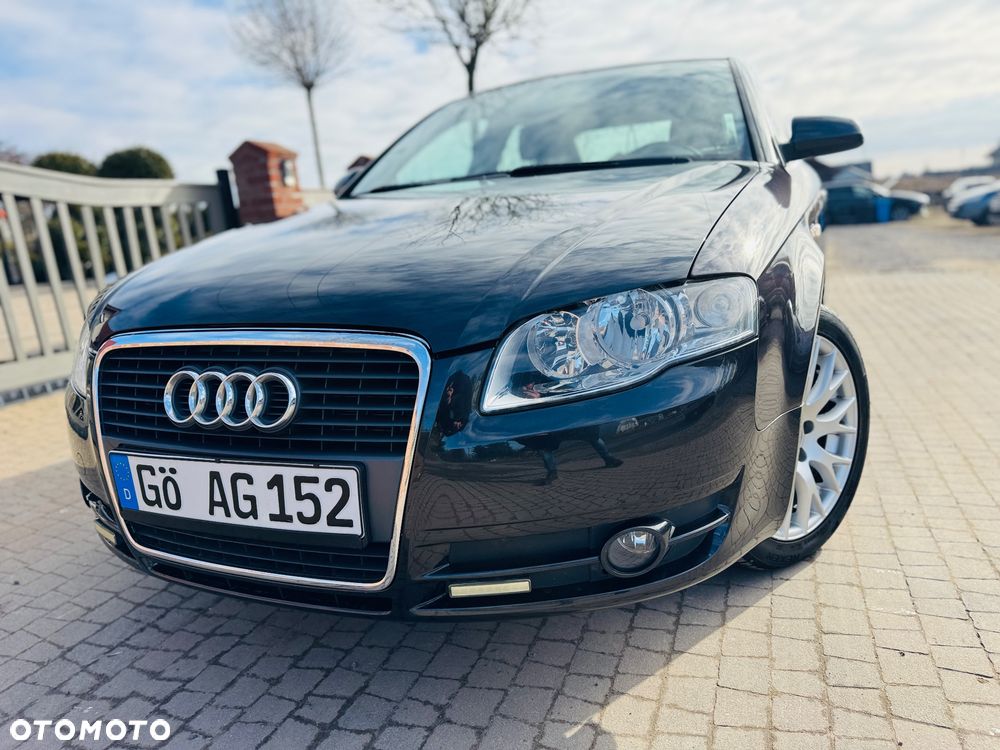 Audi A4 Limousine - 3