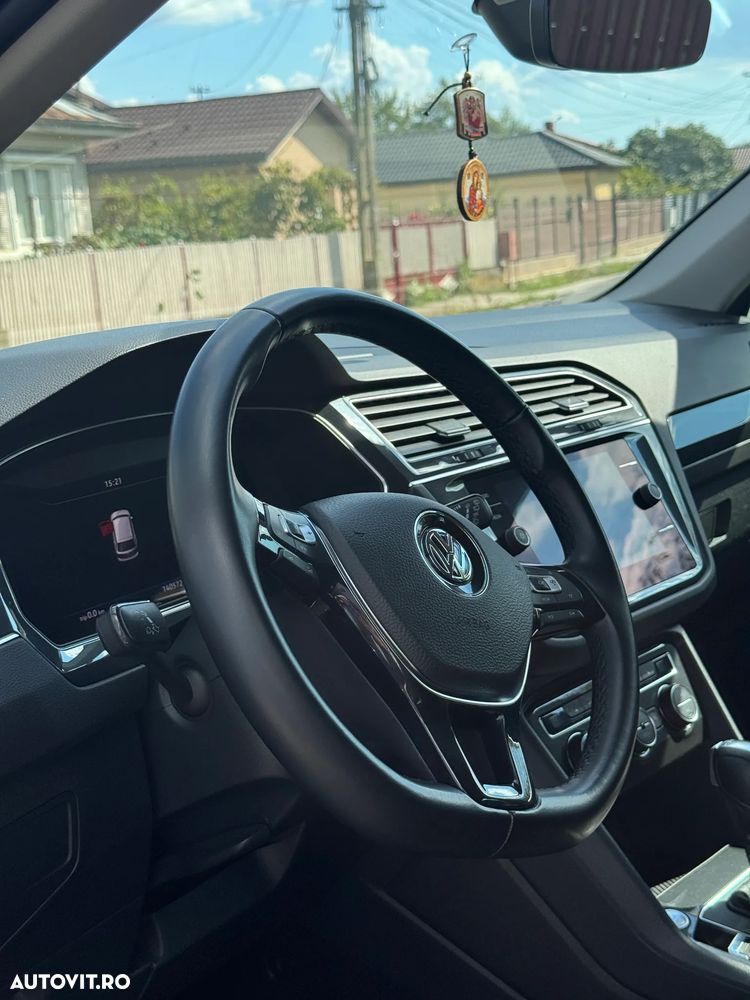 Volkswagen Tiguan 2.0 TDI SCR 4MOTION DSG Highline - 4
