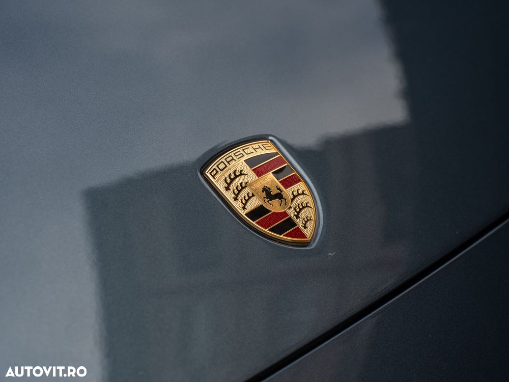 Porsche Cayenne - 17
