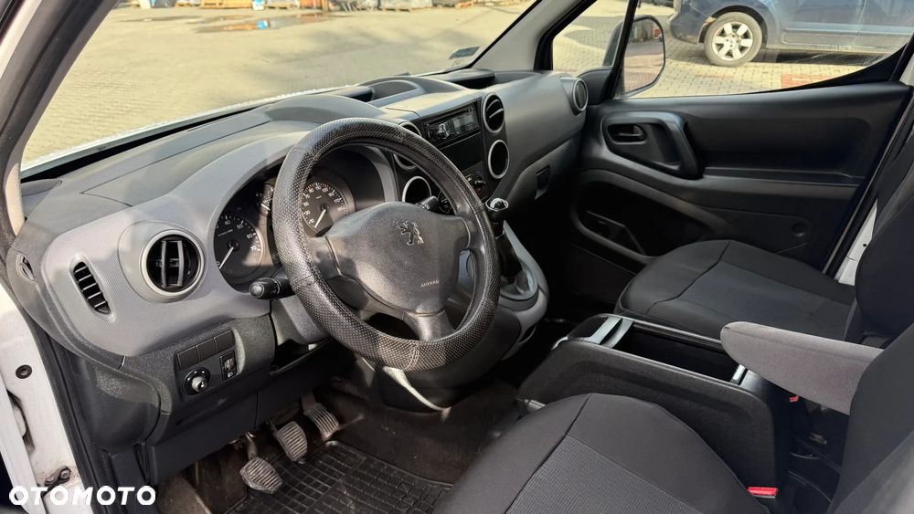 Peugeot Partner - 13
