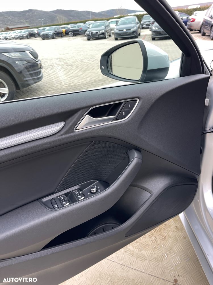 Audi A3 1.4 TFSI Stronic Ambition - 30