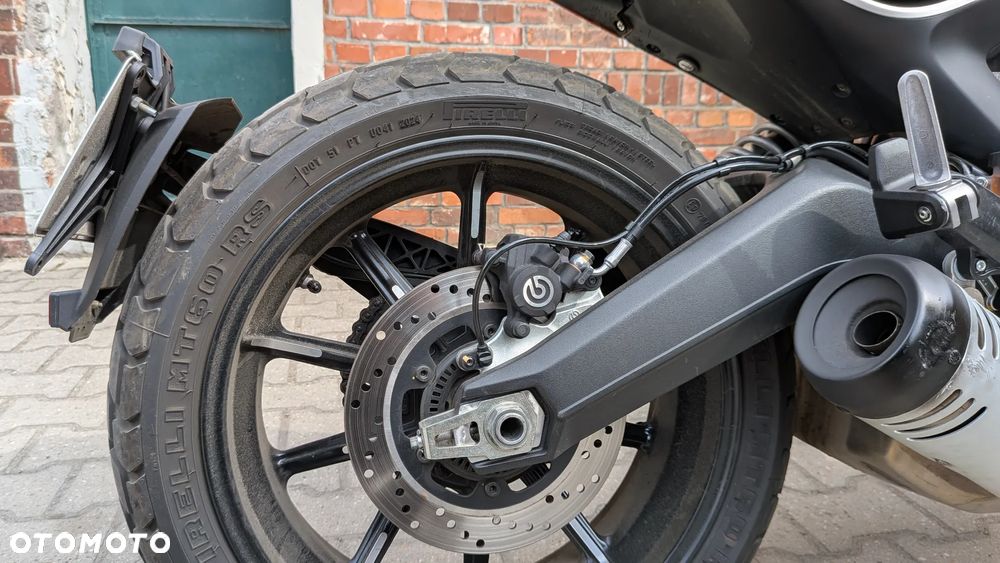 Ducati Scrambler - 10