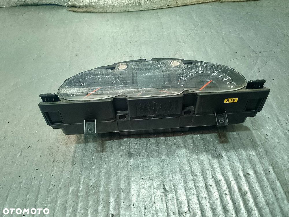 LICZNIK VW  PASSAT B6 A2C53194181 2.0 TDI - 3