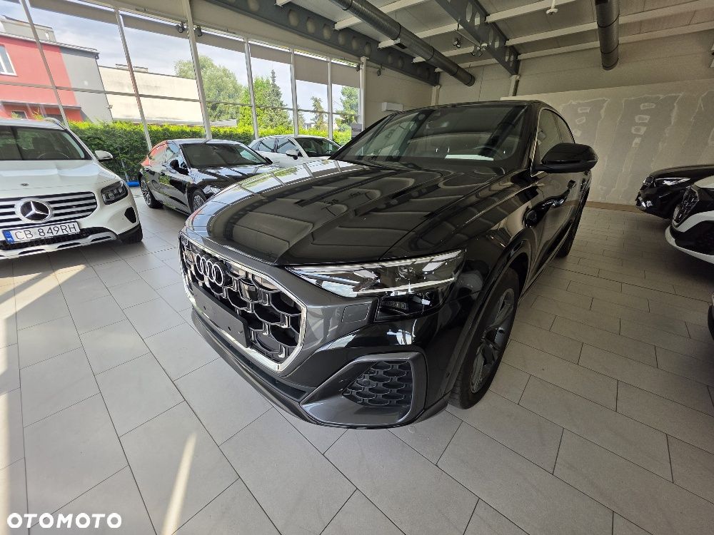 Audi Q8 - 6