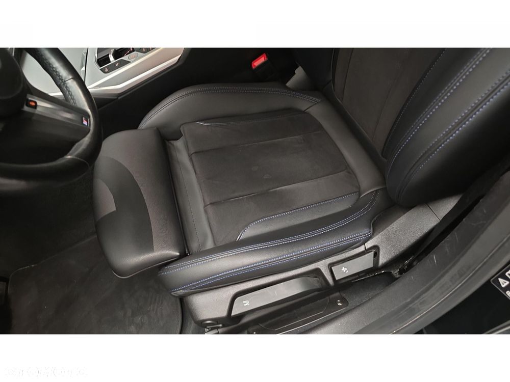 BMW Seria 3 320d xDrive mHEV M Sport - 19