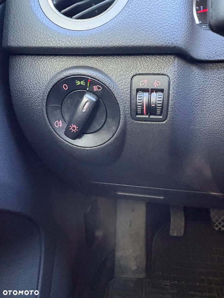 Volkswagen Tiguan - 12