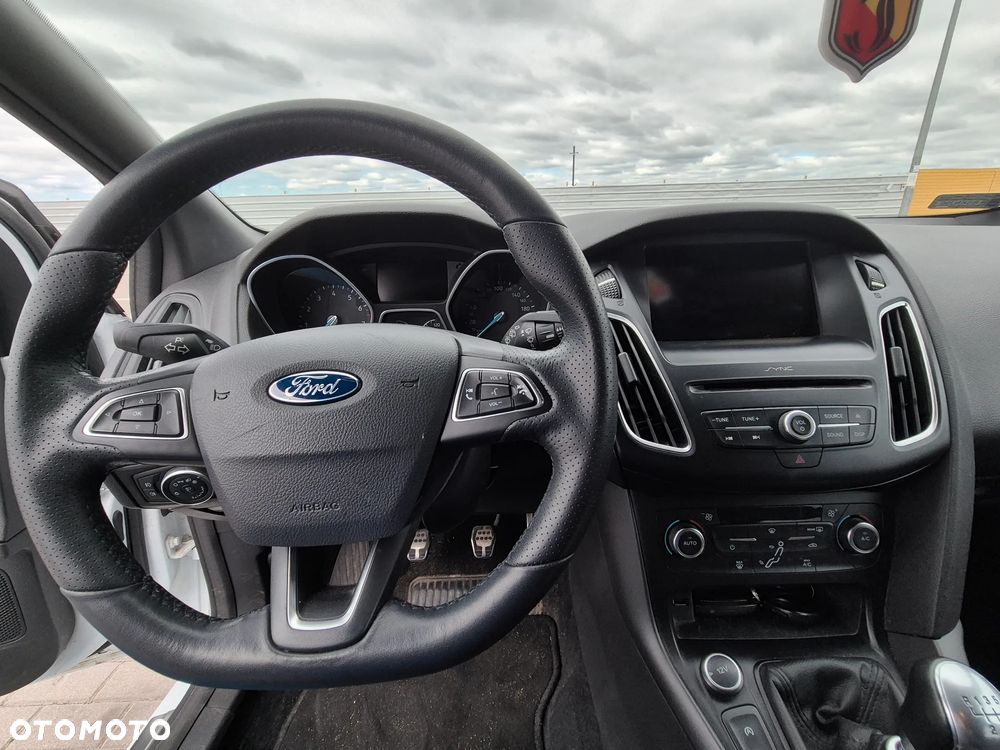 Ford Focus 1.5 EcoBoost ST-Line ASS - 12
