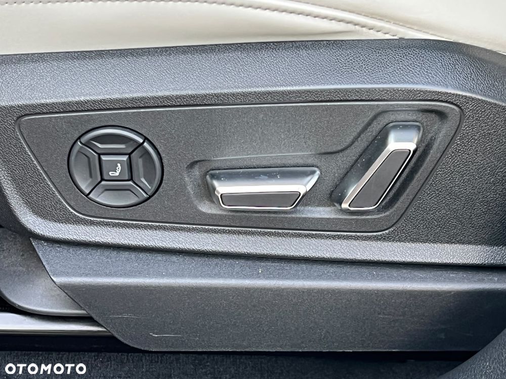 Audi e-tron Sportback 55 Quattro S Line - 12