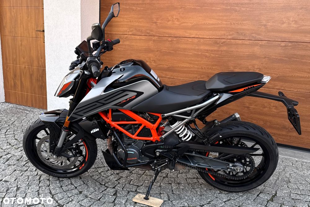 KTM Duke - 21