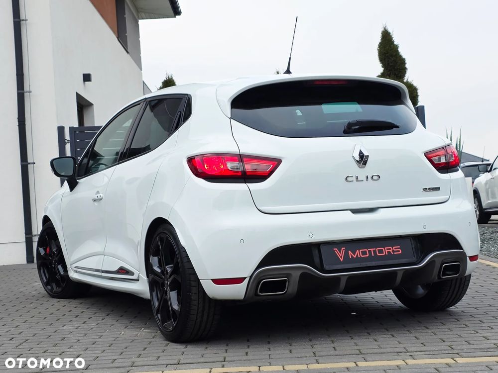 Renault Clio TCe 220 EDC R.S Trophy - 32