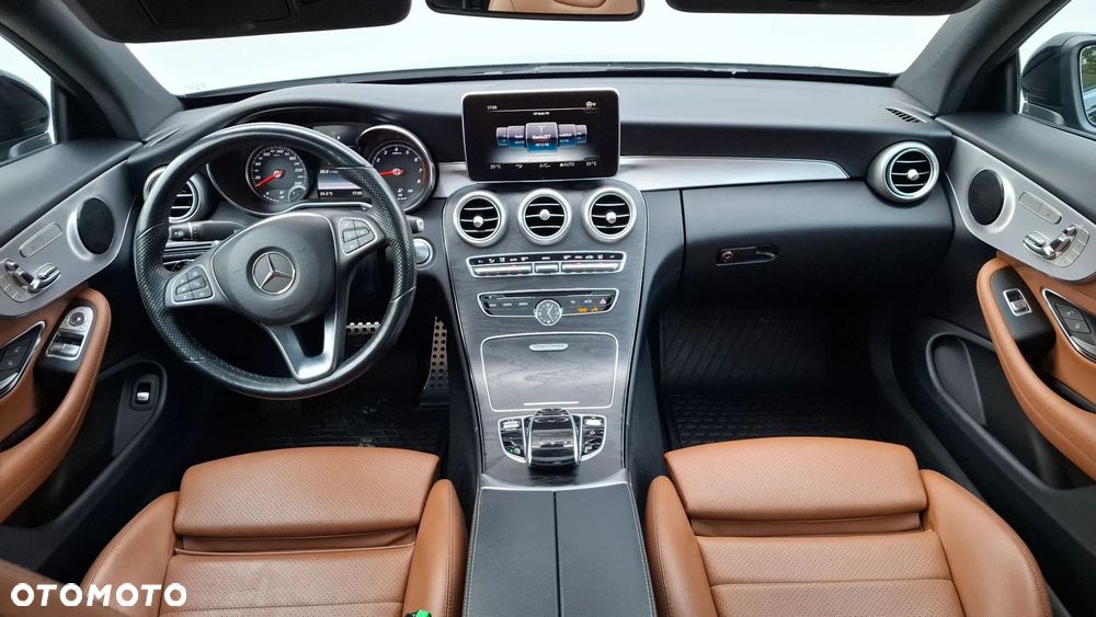 Mercedes-Benz Klasa C 300 9G-TRONIC - 20